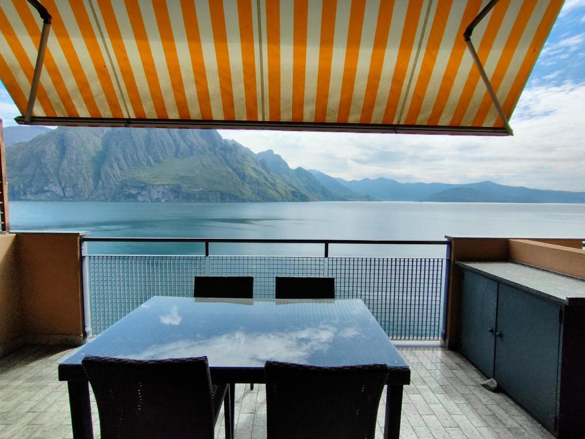 Iseolakerental- Casa Trentapassi Riva di Solto Exterior foto